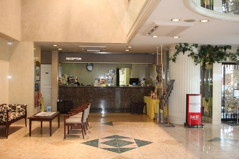 Apa Hotel Tonami Ekimae Екстериор снимка