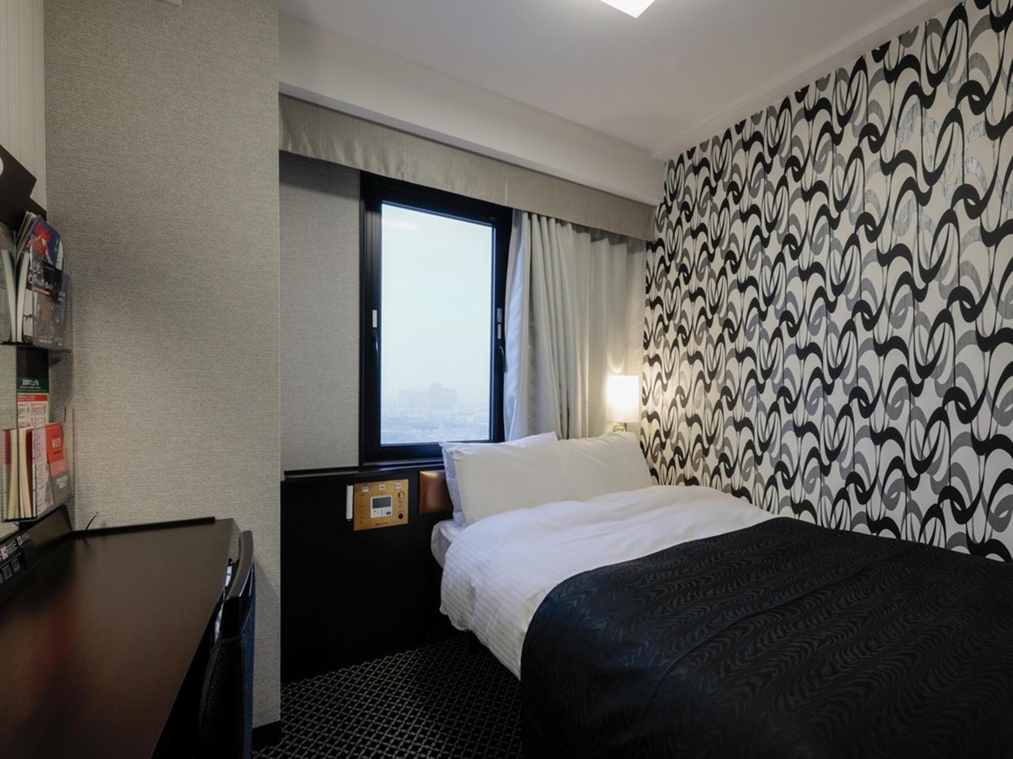 Apa Hotel Tonami Ekimae Екстериор снимка